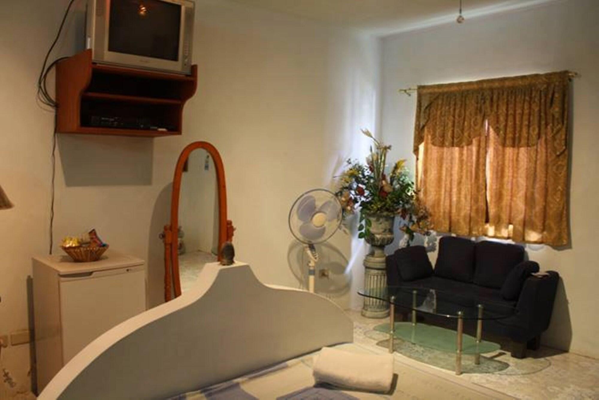 Kokomos Beach Resort Olongapo Dış mekan fotoğraf